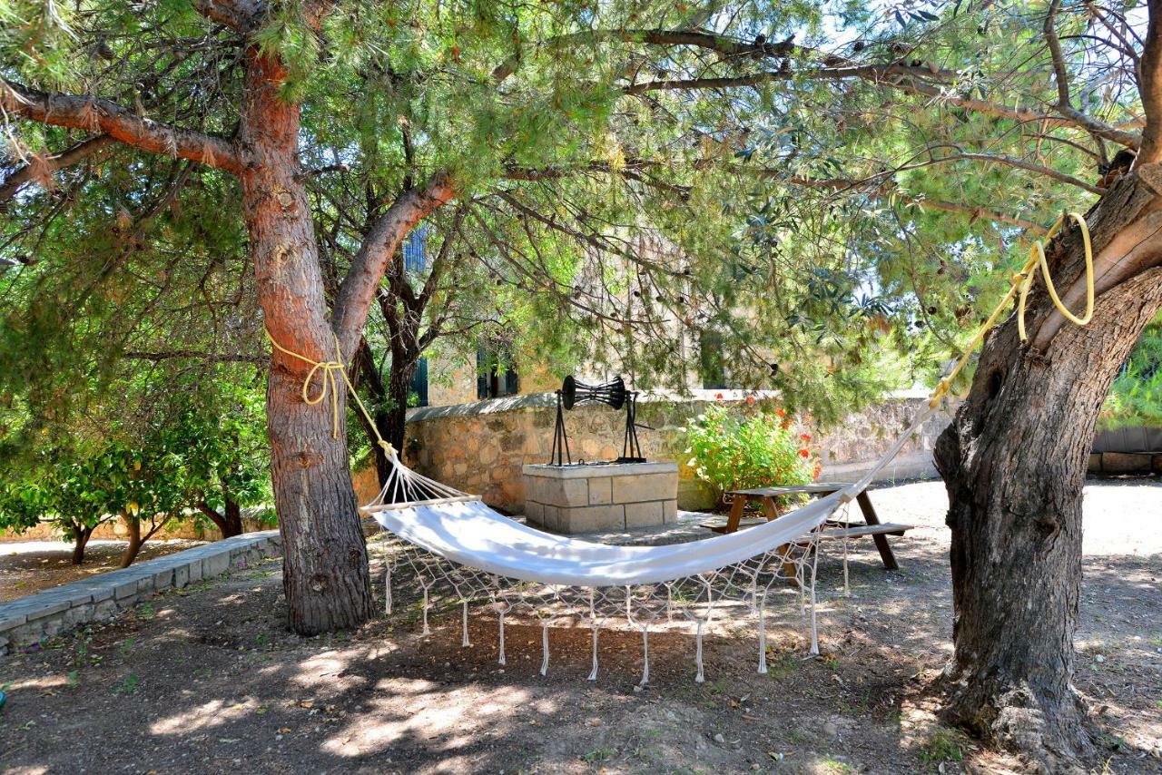 Pyrgos Ralli Estate Guesthouse Aegina Luaran gambar